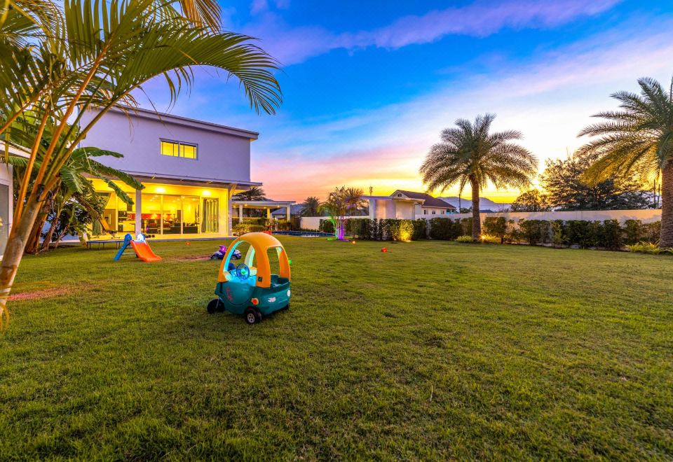 Modern 3 Bedroom Pool Villa (PG19) Hotel Overview