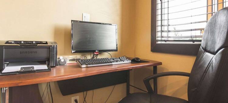 凯艺酒店(Quality Inn Merritt)图片