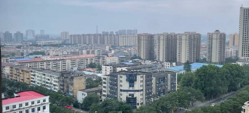 云朵市中心店民宿(解放中路分店)图片