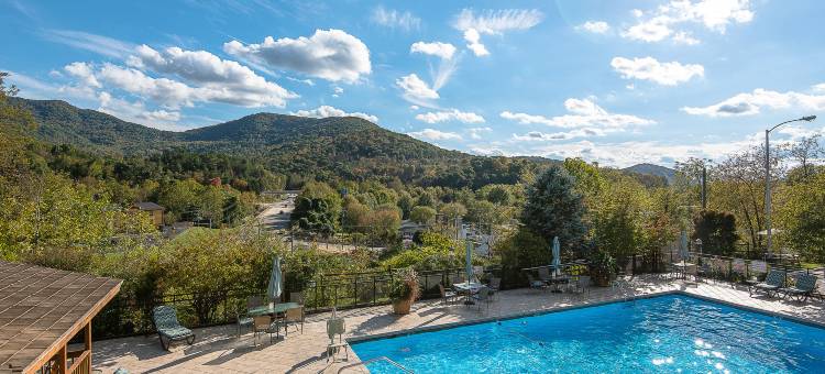 Holiday Inn 阿什维尔，比尔特莫尔东(Holiday Inn Asheville East-Blue Ridge Pkwy)图片