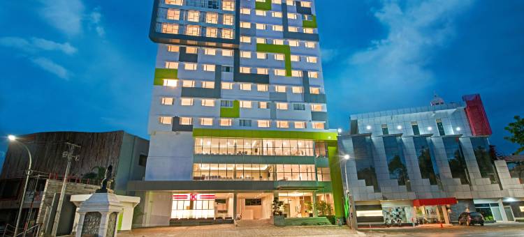 望加锡哈沙努汀维姿普莱姆酒店(Whiz Prime Hotel Hasanuddin Makassar)图片