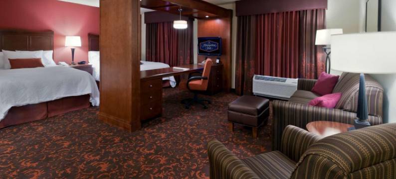 霍利斯普林斯欢朋套房酒店(Hampton Inn & Suites Holly Springs)图片