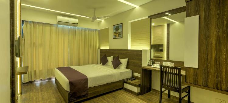 Hotel Crown Inn图片