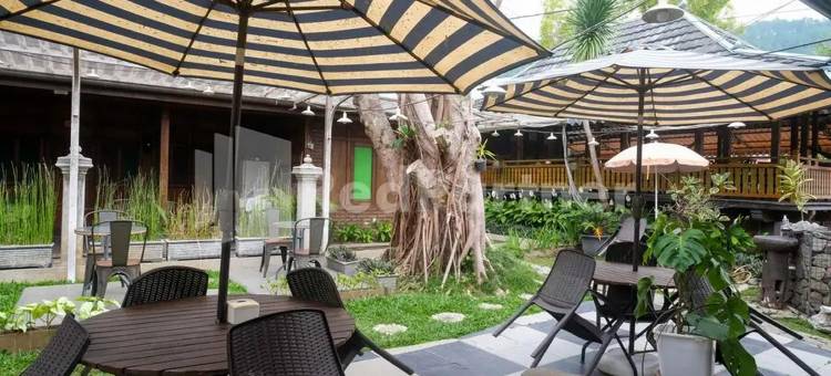 Javenir酒店塔旺芒古米特拉红门酒店(Javenir Hotel Tawangmangu Mitra RedDoorz)图片