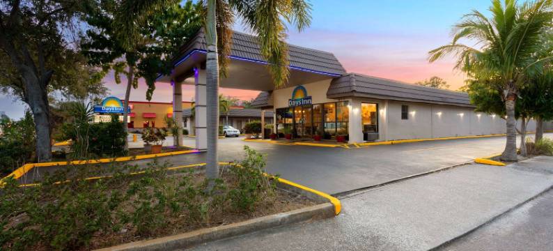 圣彼得堡中心戴斯酒店(Days Inn by Wyndham St. Petersburg Central)图片