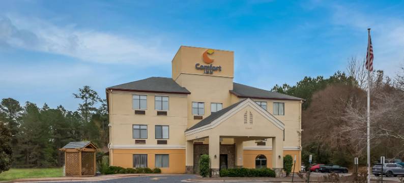 费耶特维尔I-95舒适酒店(Comfort Inn Fayetteville I-95)图片