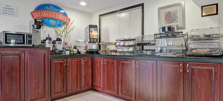 Travelodge by Wyndham Montgomery East图片