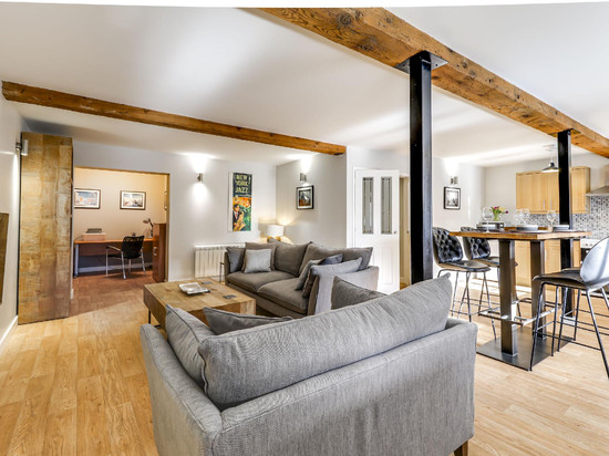 老仓库伊利酒店