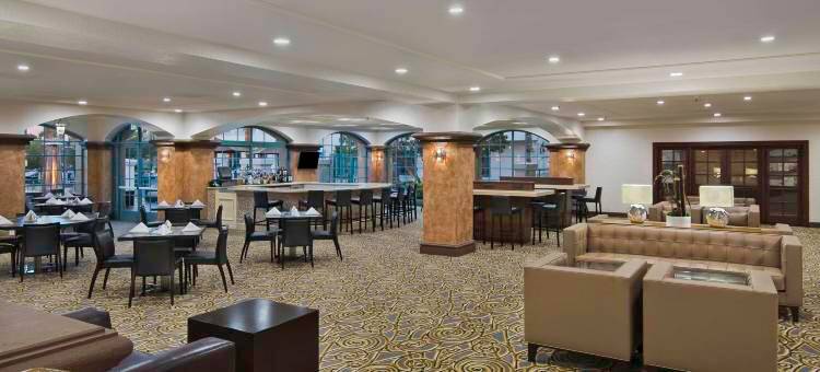 圣佩德罗洛杉矶港希尔顿逸林酒店(DoubleTree by Hilton San Pedro - Port of Los Angeles)图片