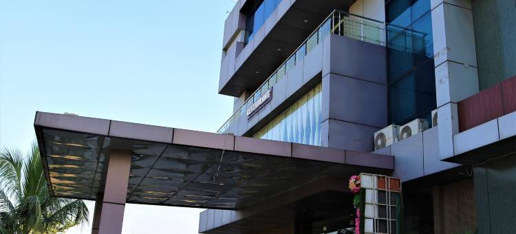 维什那维高地酒店(Hotel Vaishnavi Heights)图片