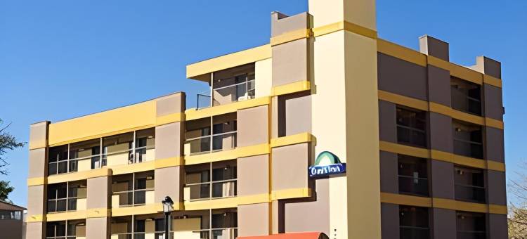 丹佛市区戴斯酒店(Days Inn by Wyndham Denver Downtown)图片