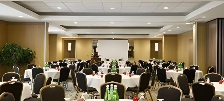 希尔顿欢朋酒店及套房 多伦多市中心(Hampton Inn & Suites by Hilton Toronto Downtown)图片