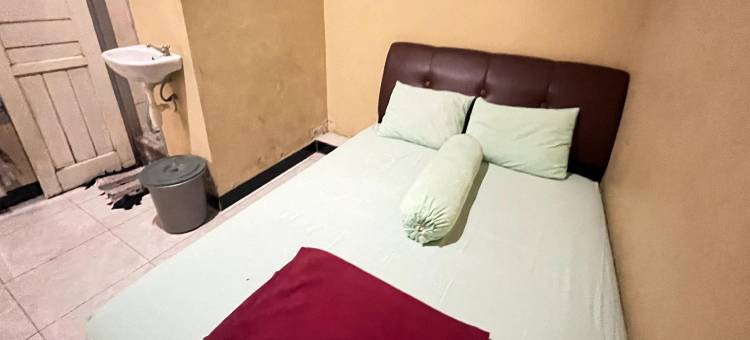 O酒店阿拉姆伊斯兰旅馆，靠近马穆朱变电站(Hotel O Wisma Alam Syariah Near Pln Gardu Induk Mamuju)图片