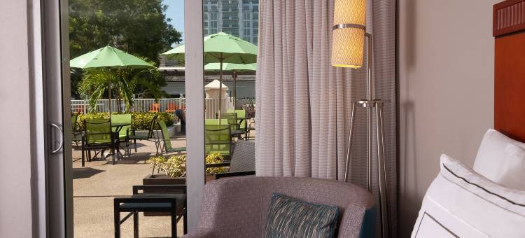 迈阿密珊瑚阁万怡酒店(Courtyard Miami Coral Gables)图片