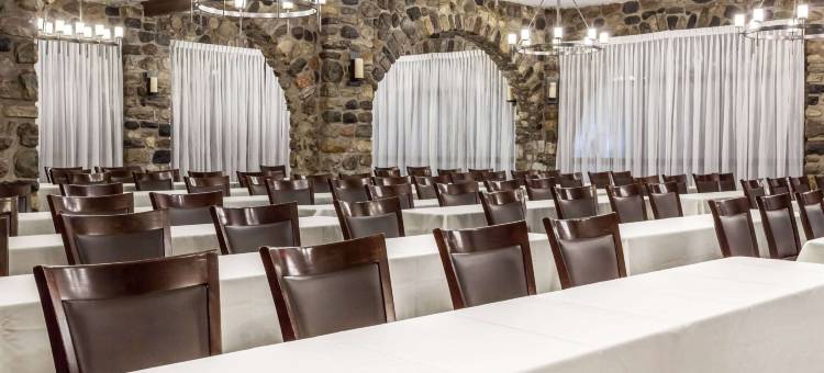 渥太华里多华美达酒店(Ramada by Wyndham Ottawa on the Rideau)图片
