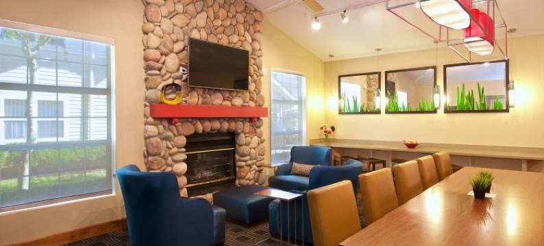 西雅图南部中心万豪TownePlace酒店(TownePlace Suites Seattle Southcenter)图片