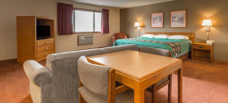 哈特福德温德姆速8酒店(Super 8 by Wyndham Hartford WI)图片