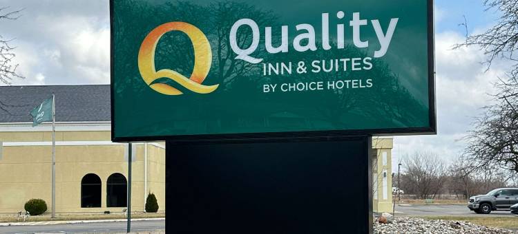 冷水溪凯艺套房饭店 - 靠近 69 号州际公路(Quality Inn & Suites Coldwater Near I-69)图片