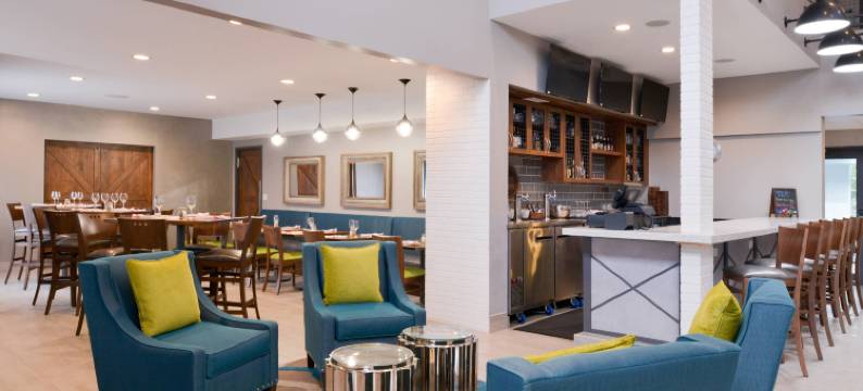 福朋喜来登酒店-芒特普罗斯佩克特奥黑尔(Four Points by Sheraton Mount Prospect O’Hare)图片