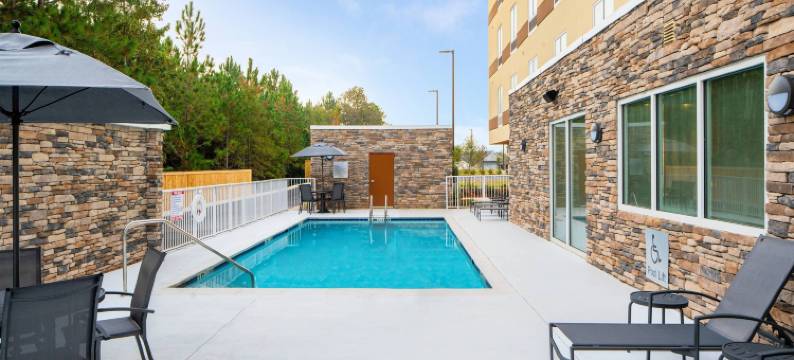 彭萨科拉派恩森林万枫酒店及套房(Fairfield Inn & Suites Pensacola Pine Forest)图片