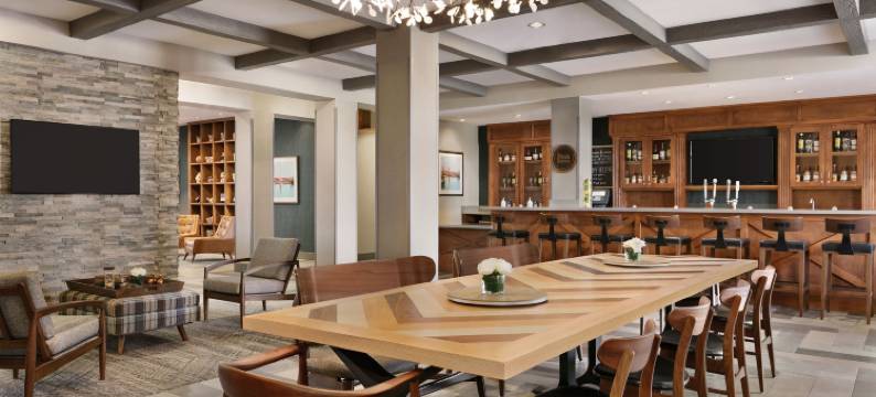 萨克拉门托国际机场福朋喜来登酒店(Four Points by Sheraton Sacramento International Airport)图片