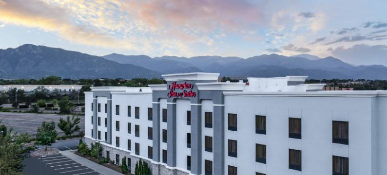 科罗拉多斯普林斯I-25 南欢朋套房酒店(Hampton Inn & Suites Colorado Springs/I-25 South)图片