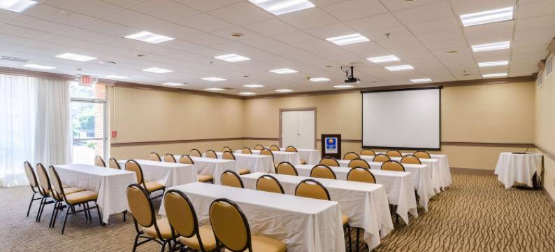 舒适酒店兰道夫 - 波士顿(Comfort Inn Randolph-Boston)图片