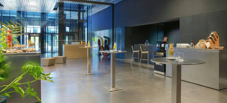 万丽巴塞罗那费拉酒店(Renaissance Barcelona Fira Hotel)图片