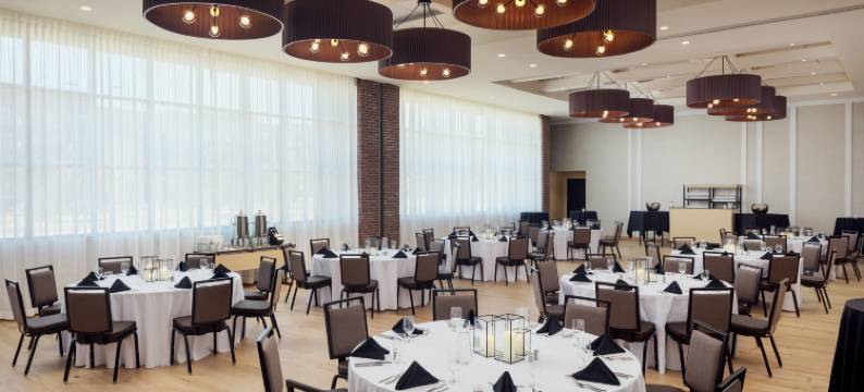 锡尔克斯福尔斯市中心希尔顿遮阳篷酒店(Canopy by Hilton Sioux Falls Downtown)图片