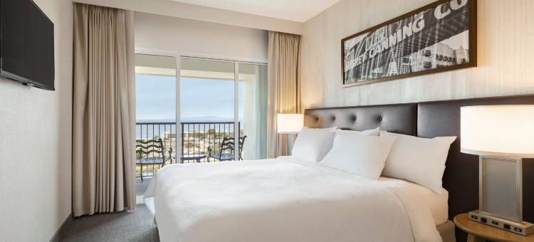 蒙特雷湾海滨希尔顿大使套房酒店(Embassy Suites by Hilton Monterey Bay Seaside)图片