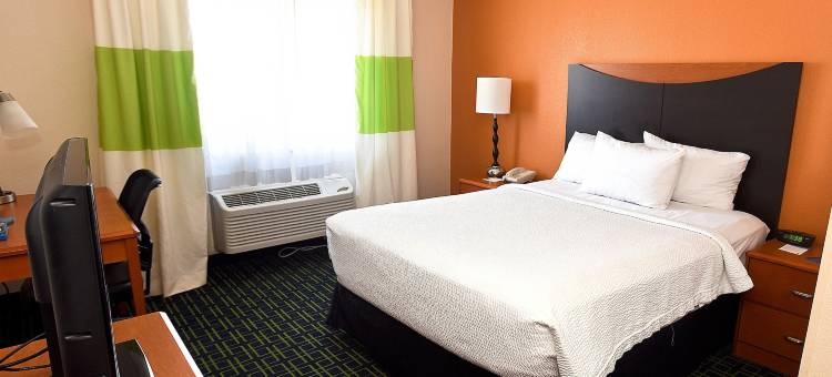 托皮卡万枫酒店(AmericInn by Wyndham Topeka)图片