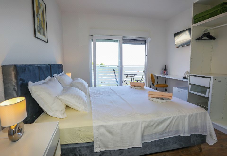 Stella Maris, Hvar - Rooms with Balcony and Stunning Sea View Hotel Overview