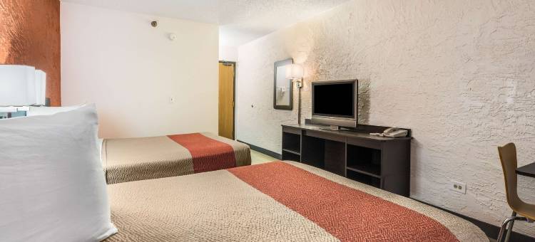艾尔克格罗夫村6号汽车旅馆(Motel 6 Elk Grove Village, IL)图片