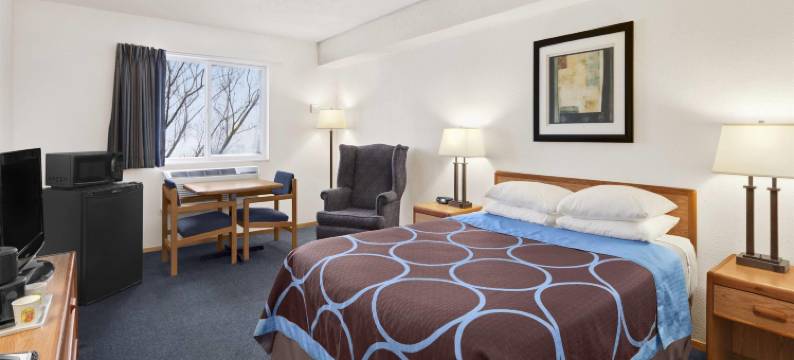 斯威夫特速8酒店(Super 8 by Wyndham Swift Current)图片