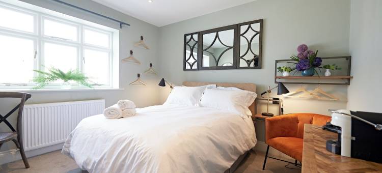 餐厅客房(Valentino s Restaurant with Rooms)图片