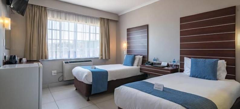 萨沃伊酒店和会议中心(Hotel Savoy and Conference Centre)图片