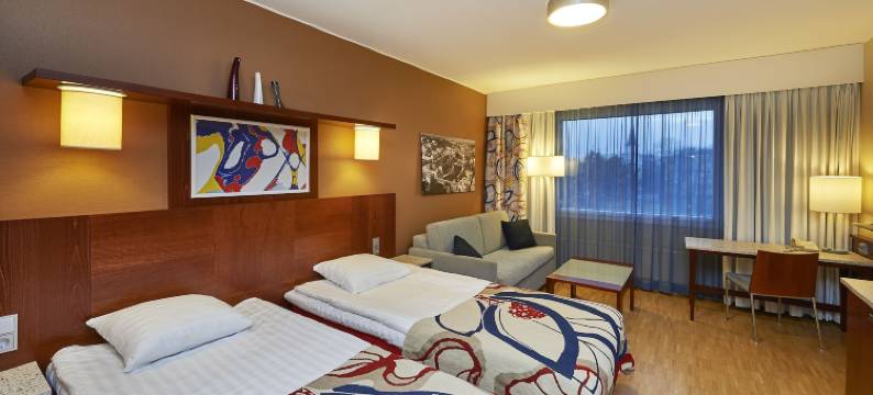 斯堪迪克坦佩雷科斯基普斯托酒店(Scandic Tampere Koskipuisto)图片