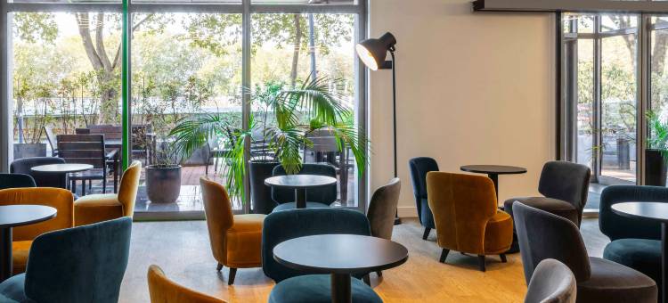 巴黎圣但尼普莱耶尔宜必思尚品酒店(Ibis Styles Paris St-Denis Pleyel)图片