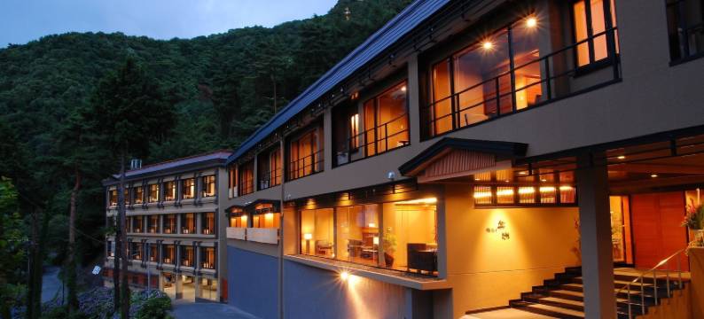 富士河口湖温泉拉库玉旅馆(Rakuyu)图片