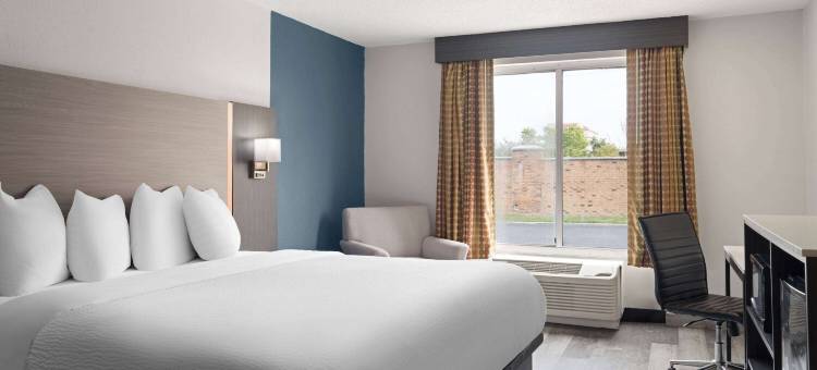 印第安纳波利斯东贝蒙特套房酒店(Baymont by Wyndham Indianapolis East)图片