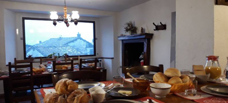 罗卡迪巴乐多住宿加早餐旅馆(B&B Rocca di Bajedo)图片