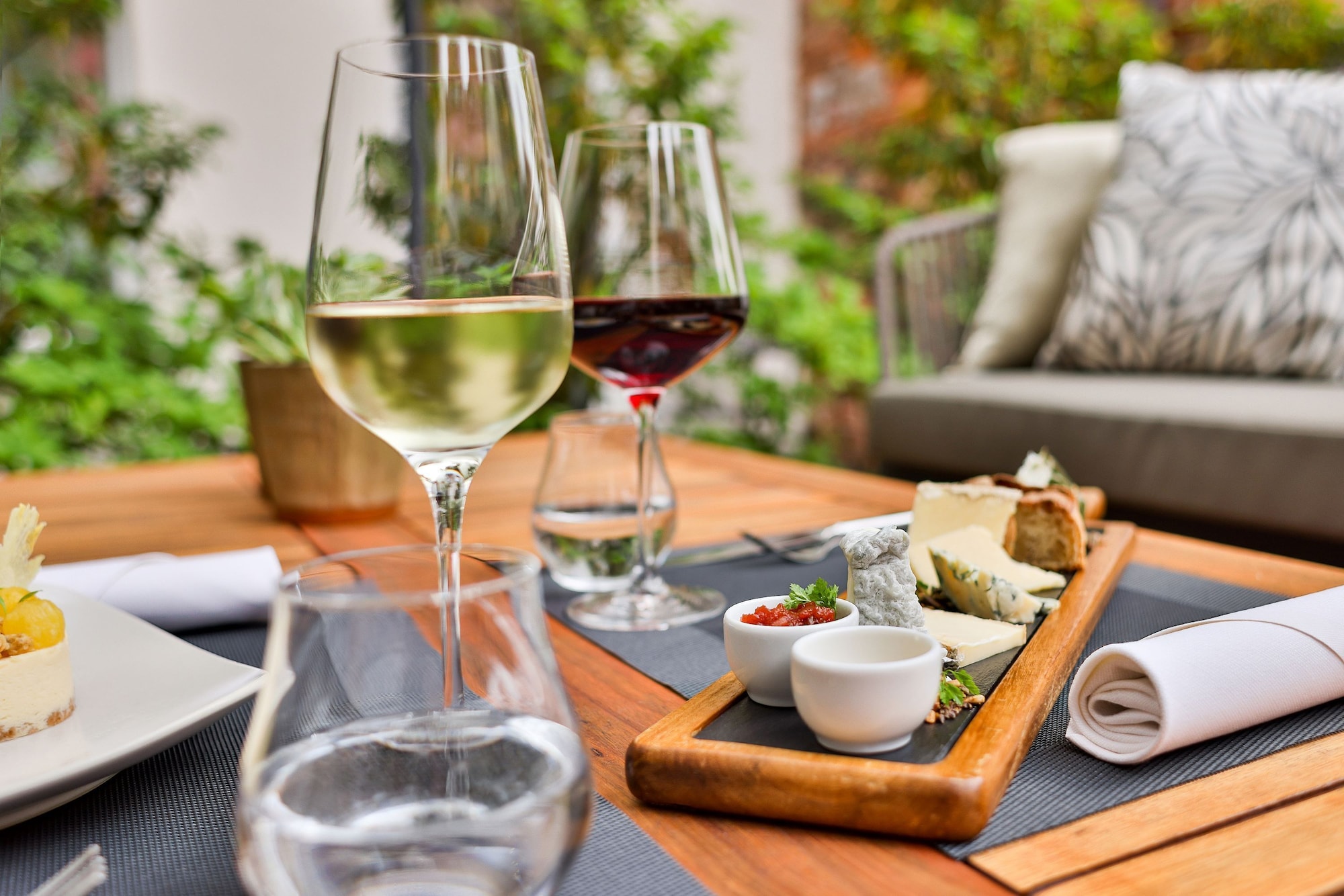 Romantik Hotel Scheelehof Stralsund Over view