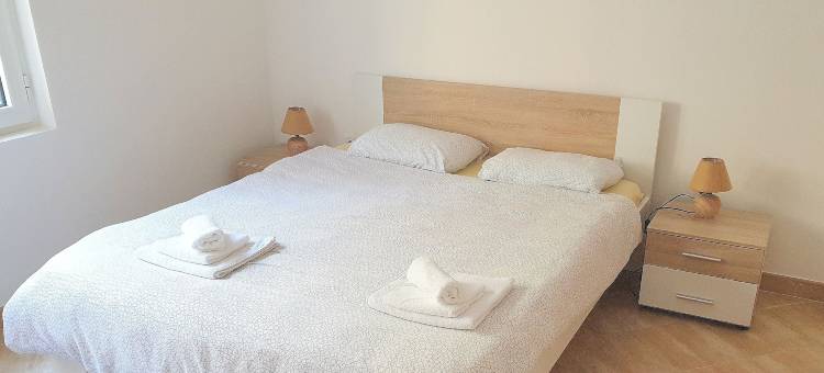 拉扎雷维奇公寓酒店(Apartments Lazarević)图片