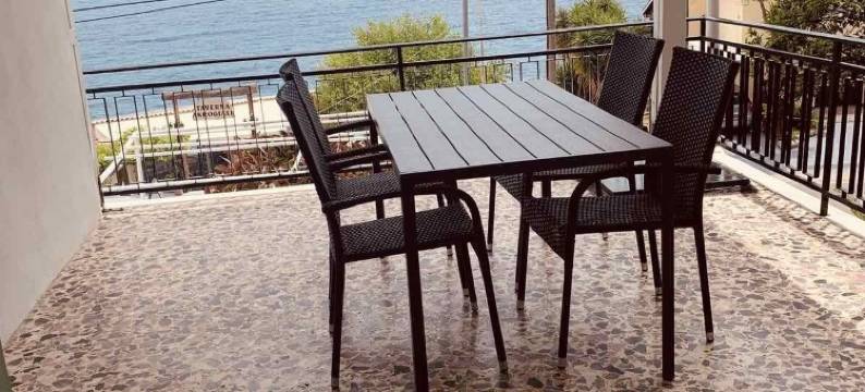 阿克罗基亚里公寓酒店(Akrogiali Apartments)图片