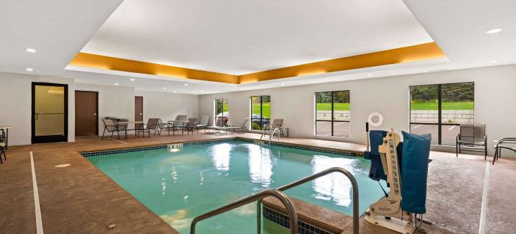 哈德森I-94舒适套房酒店(Comfort Suites Hudson I-94)图片