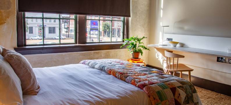 旅人酒店(Travelers Hotel)图片