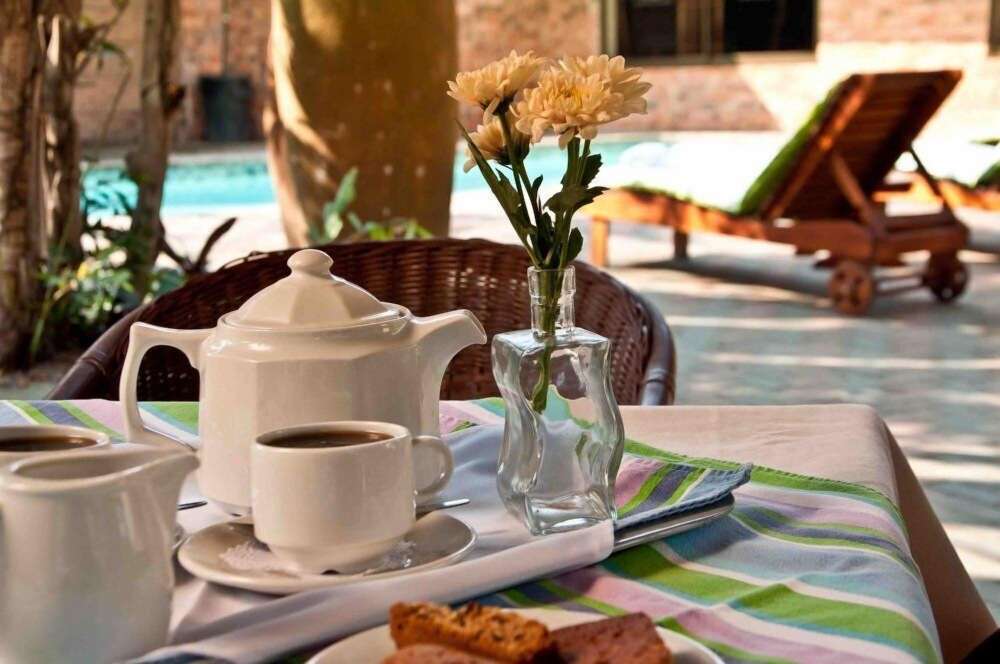 Woodpecker Inn Over view