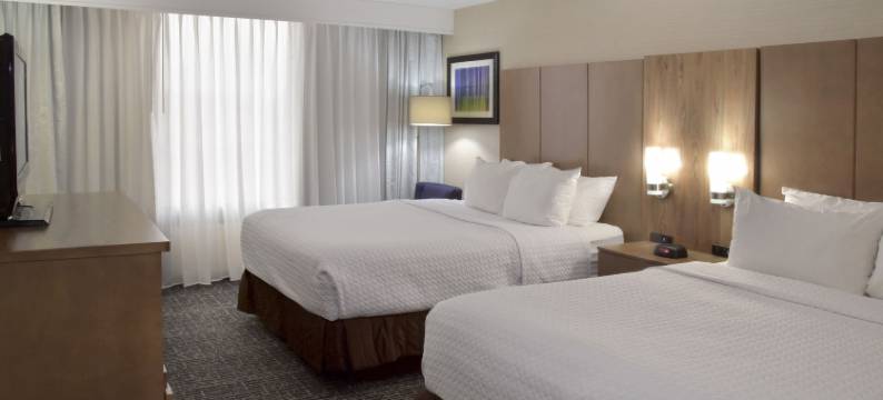 克利夫兰机场皇冠假日(Crowne Plaza CLEVELAND AIRPORT by IHG)图片