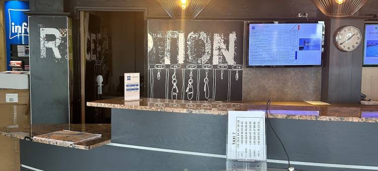 宜必思快捷阿尔斯会议中心酒店(Ibis Budget Arles Palais des Congres)图片