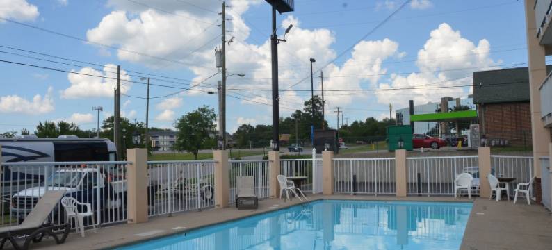 东纳什维尔机场温德姆戴斯酒店(Days Inn by Wyndham Nashville Airport)图片